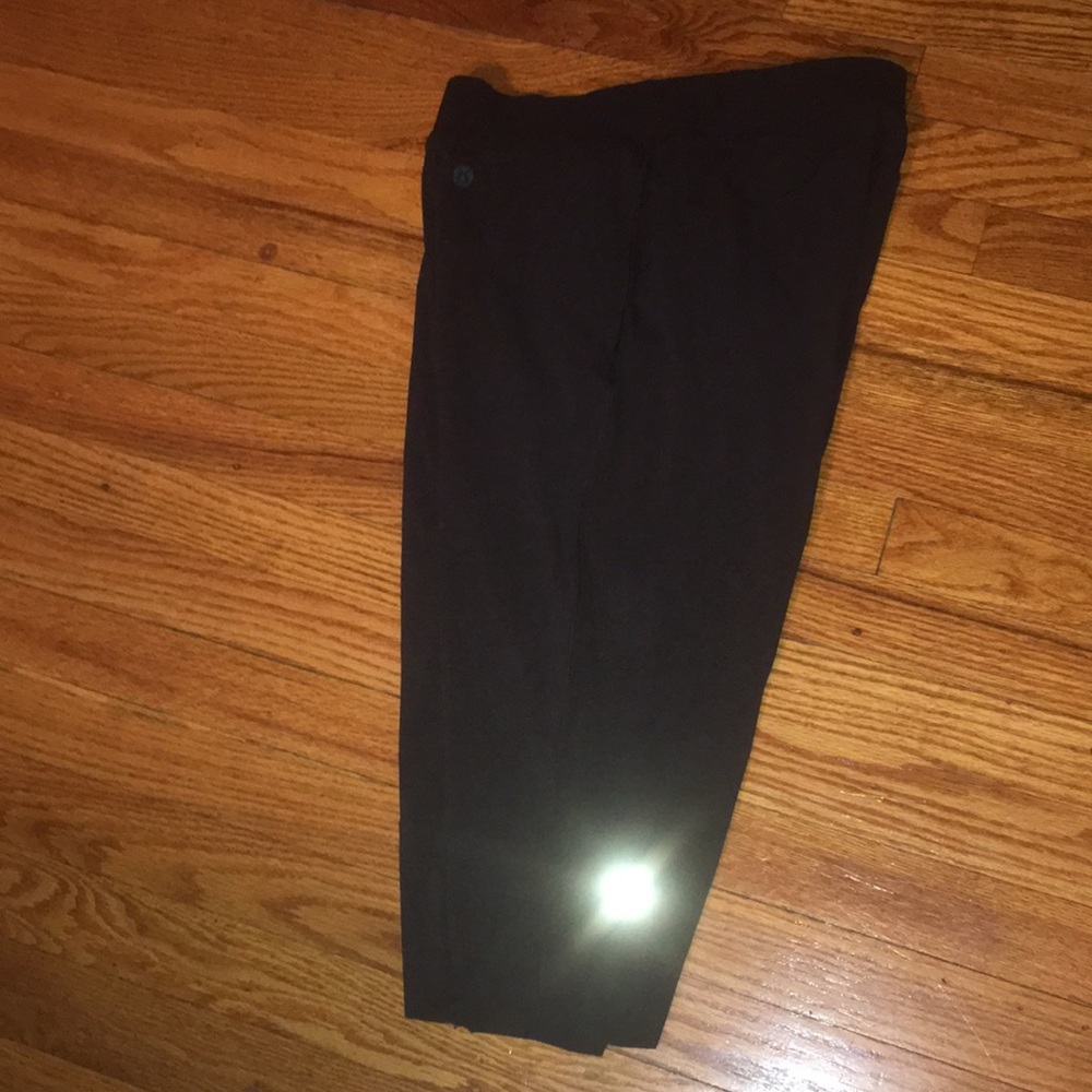 Lululemon Capri very nice